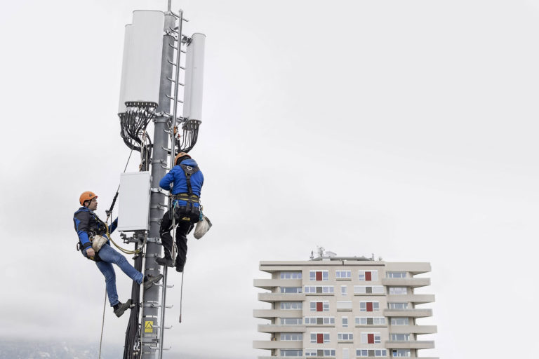 Sideeffects of living near 5G towers in Geneva Switzerland – testimonial